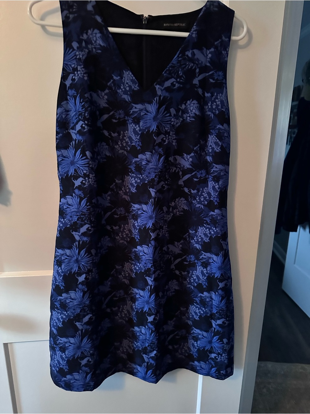 Banana Republic Black and Blue Floral V-Neck Shift Dress